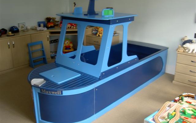 Childrens boat hot sale bed